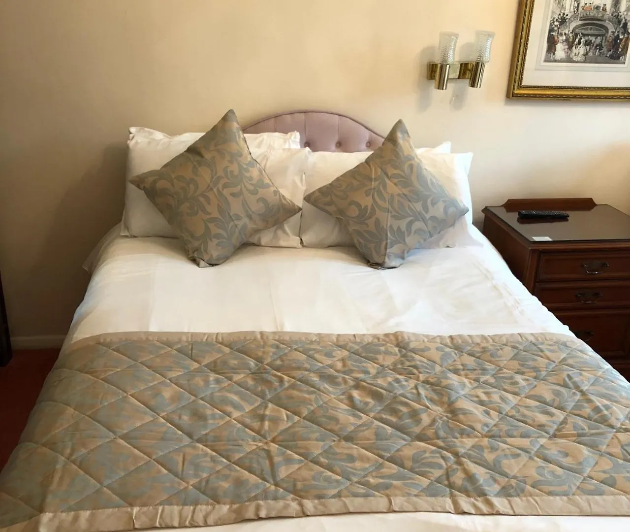 Highley Manor Hotel Balcombe