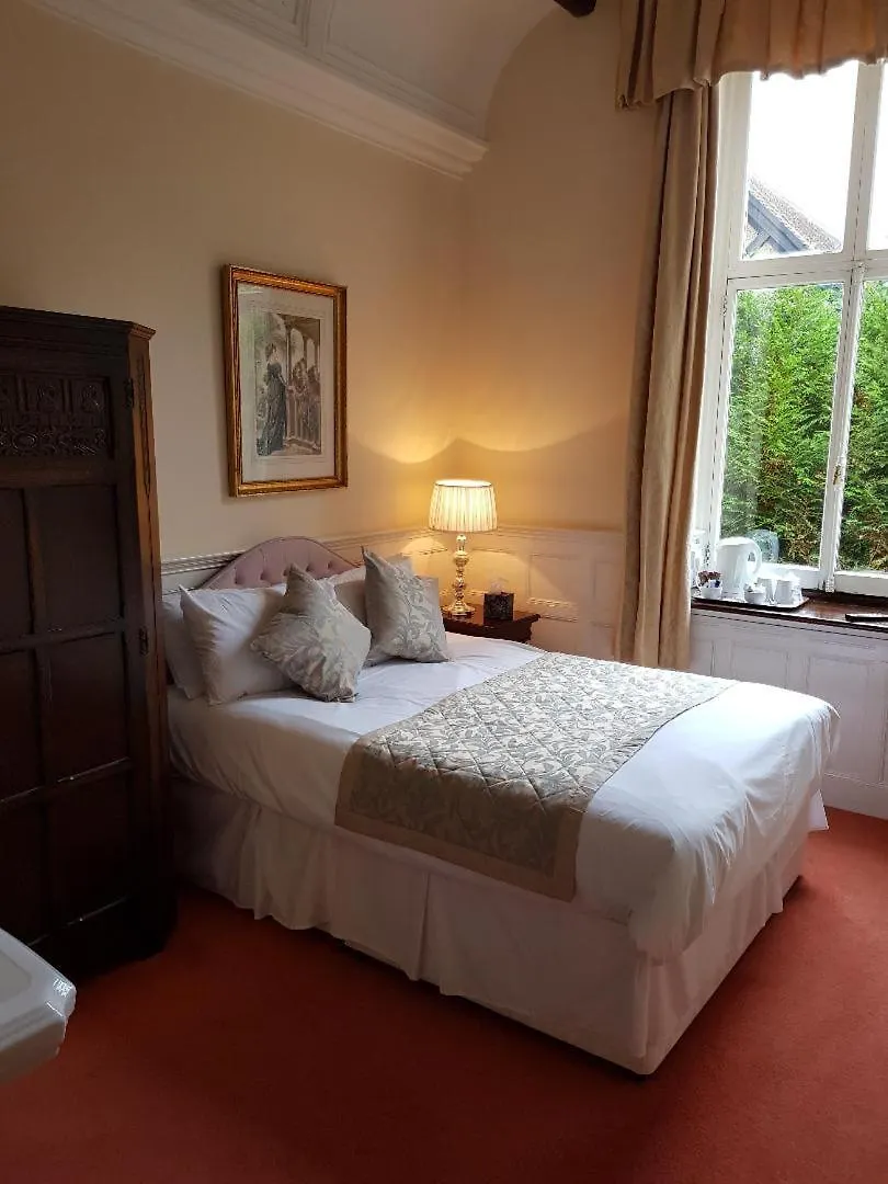 Highley Manor Hotel Balcombe
